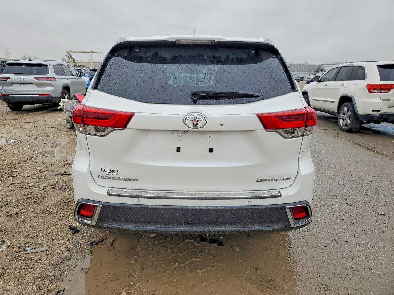 TOYOTA HIGHLANDER 2018 — 7