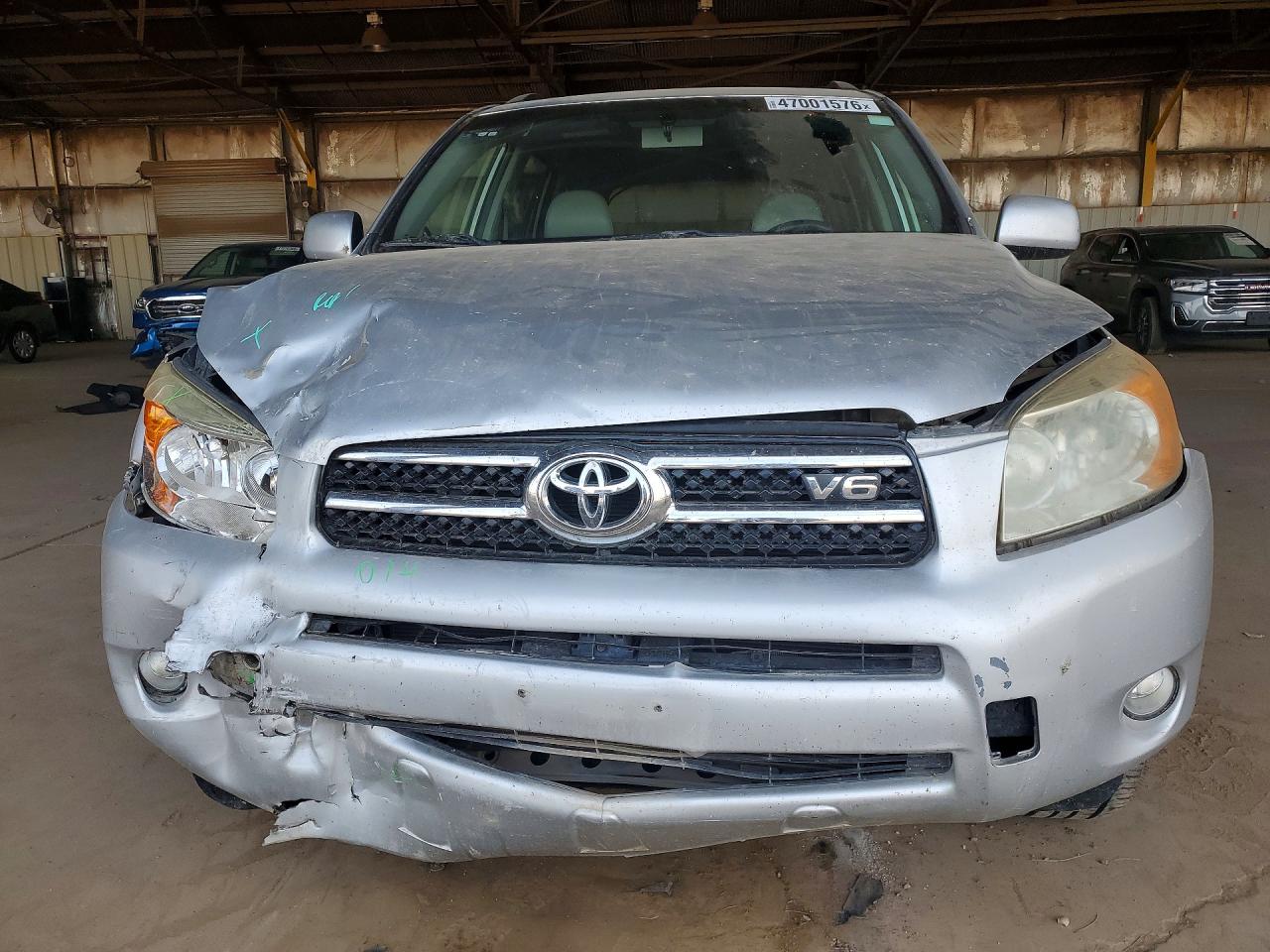TOYOTA RAV4 2006 — 6