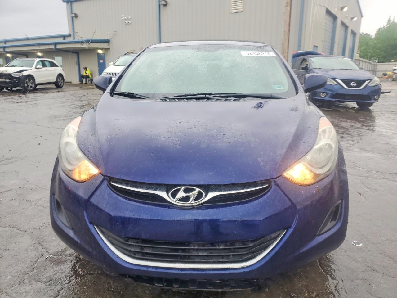 HYUNDAI ELANTRA 2012 — 5