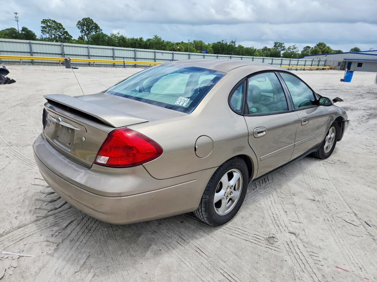 FORD TAURUS 2003 — 4