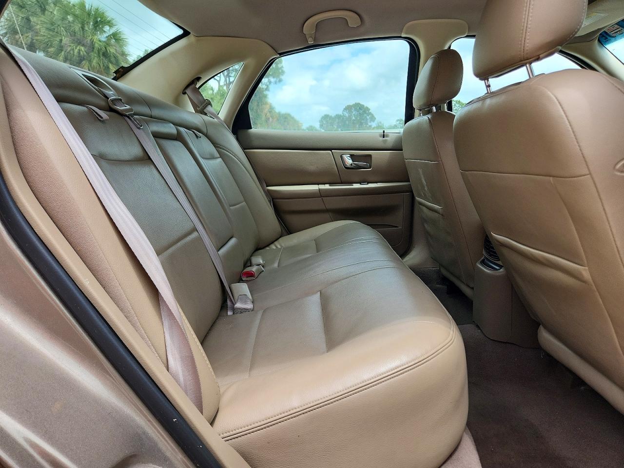 FORD TAURUS 2003 — 11