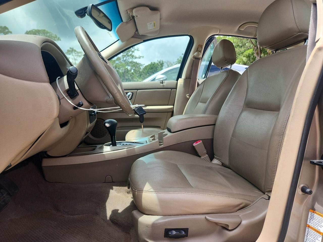 FORD TAURUS 2003 — 8