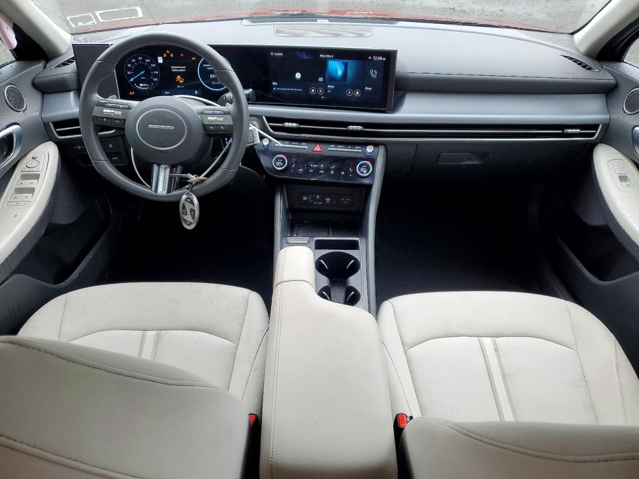 HYUNDAI SONATA 2024 — 9