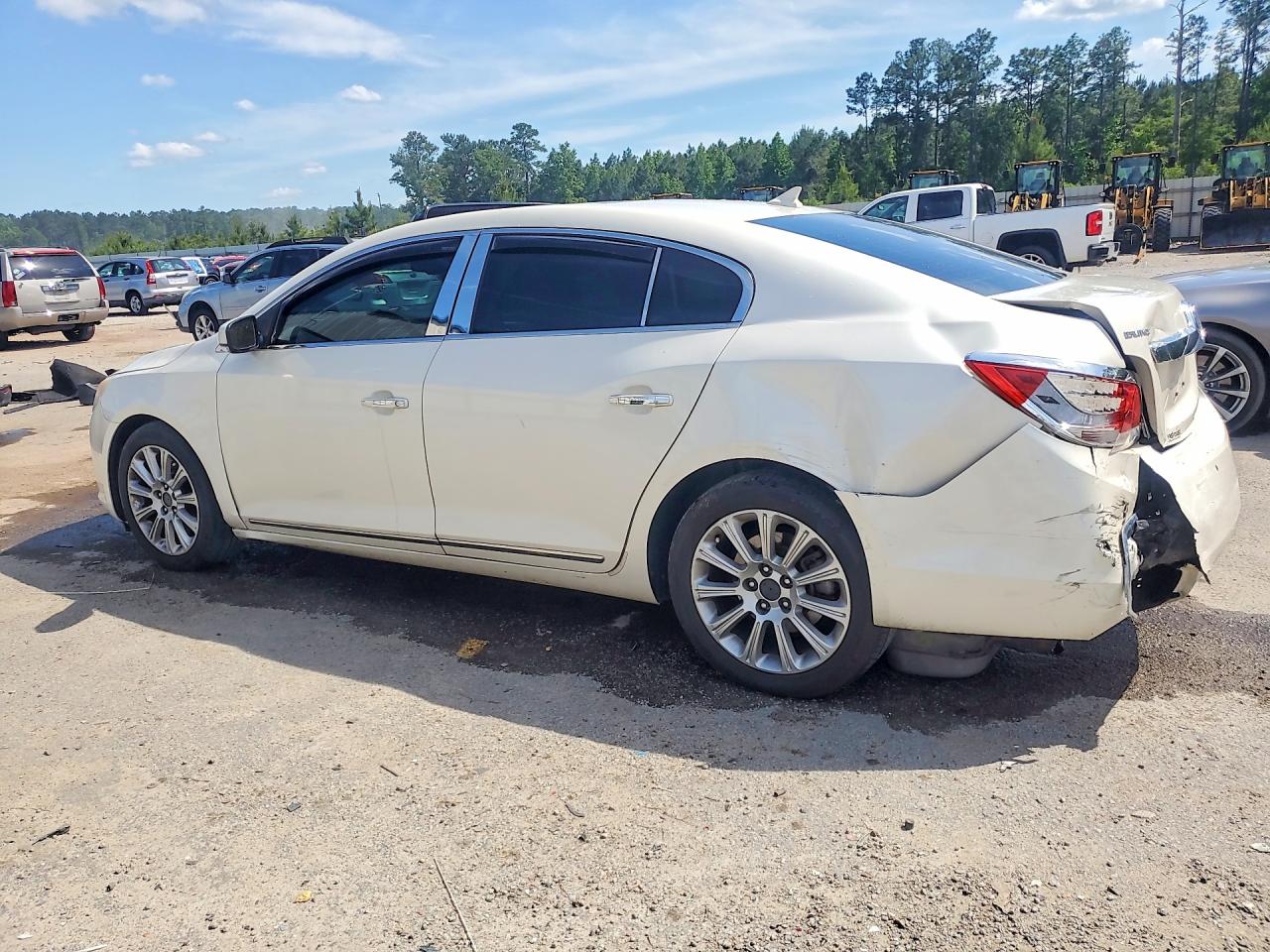 BUICK LACROSSE 2013 — 3