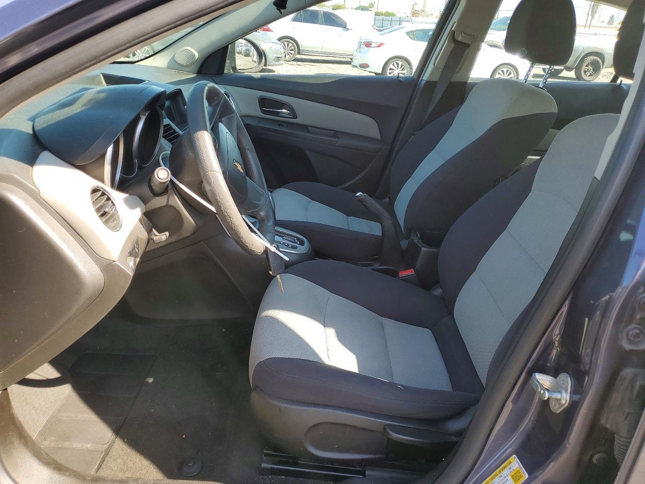 CHEVROLET CRUZE 2013 — 8