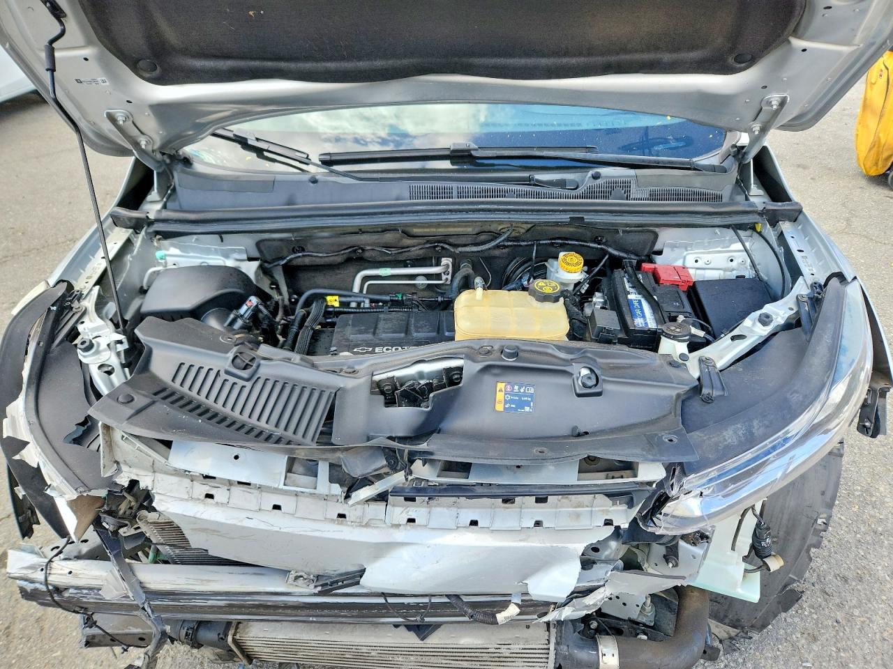 CHEVROLET TRAX 2020 — 12