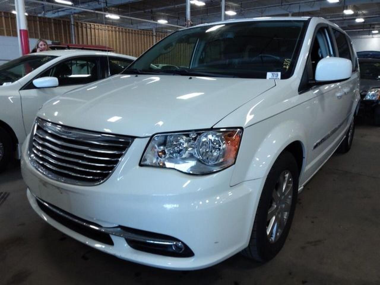 2012 CHRYSLER TOWN & COUNTRY TOURING