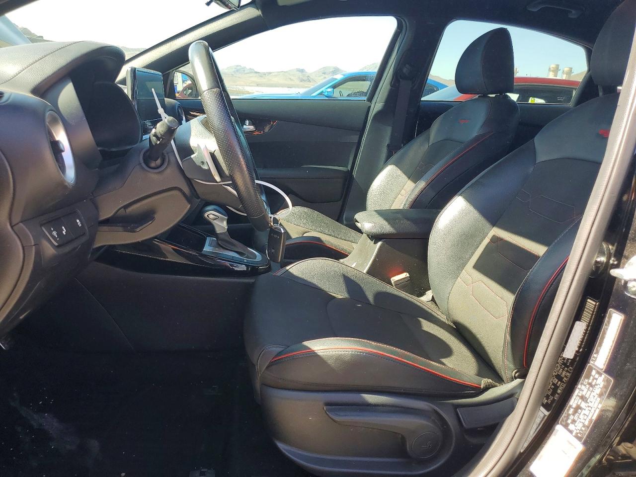 KIA FORTE 2023 — 8