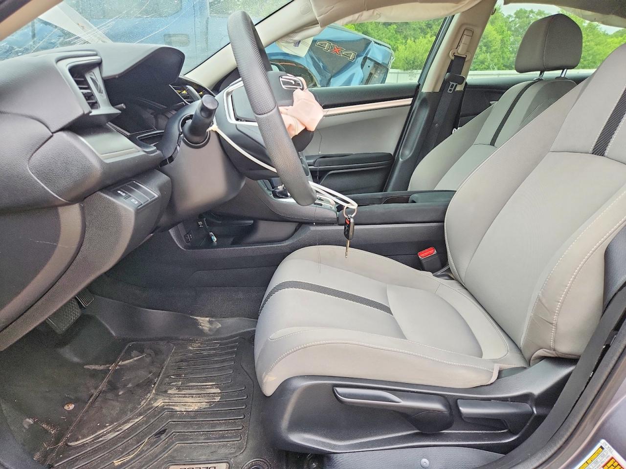HONDA CIVIC 2018 — 8