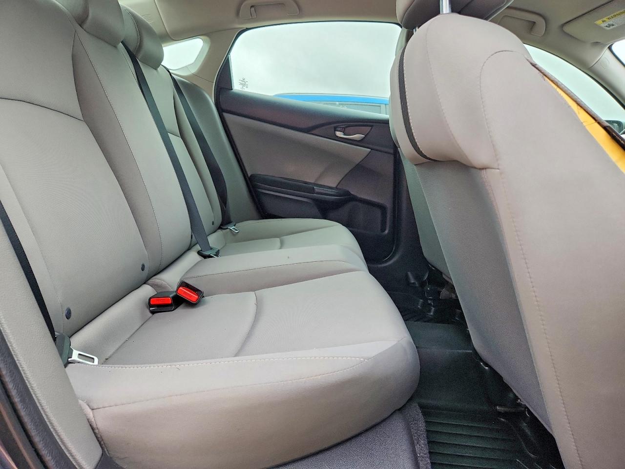 HONDA CIVIC 2018 — 11