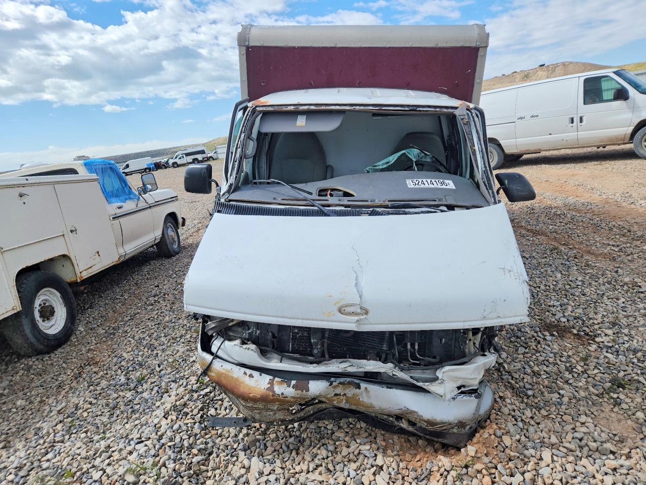 FORD ECONOLINE 2002 — 6
