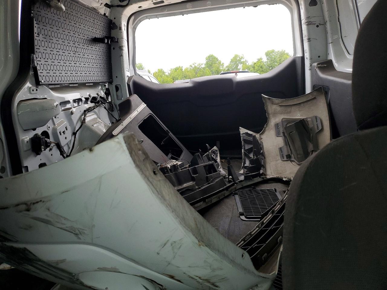 FORD TRANSIT CONNECT 2015 — 10