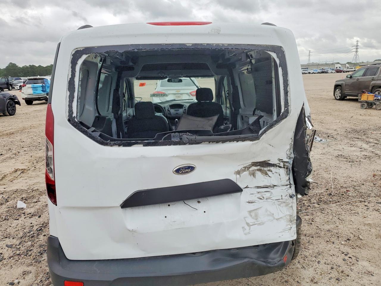 FORD TRANSIT CONNECT 2015 — 6
