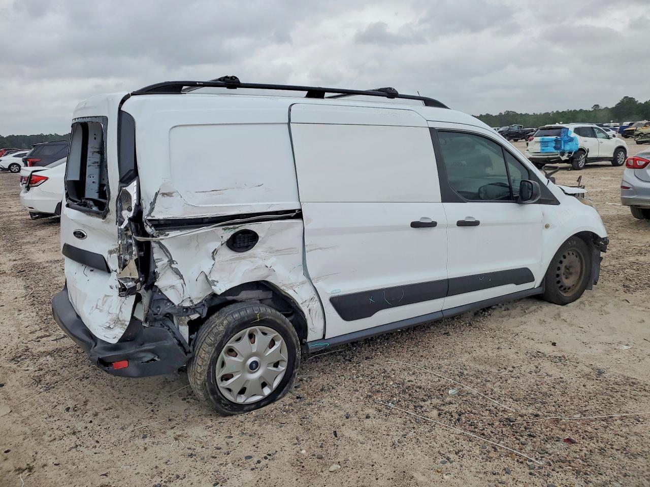 FORD TRANSIT CONNECT 2015 — 3