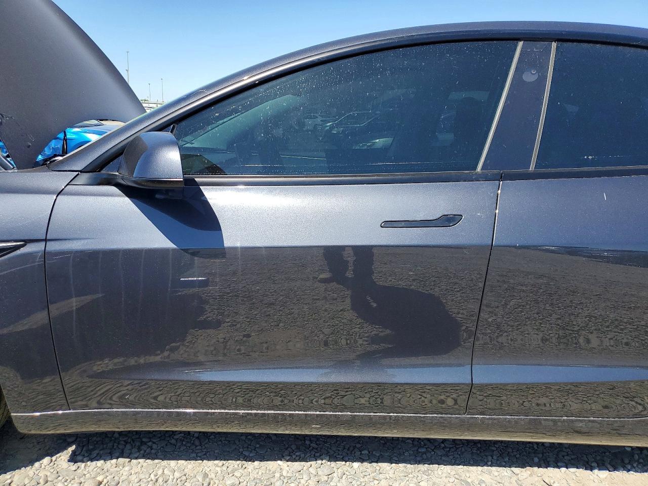 TESLA MODEL 3 2025 — 8