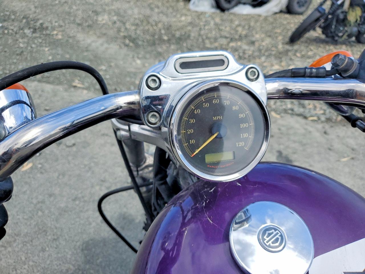 HARLEY-DAVIDSON XL883 2008 — 8