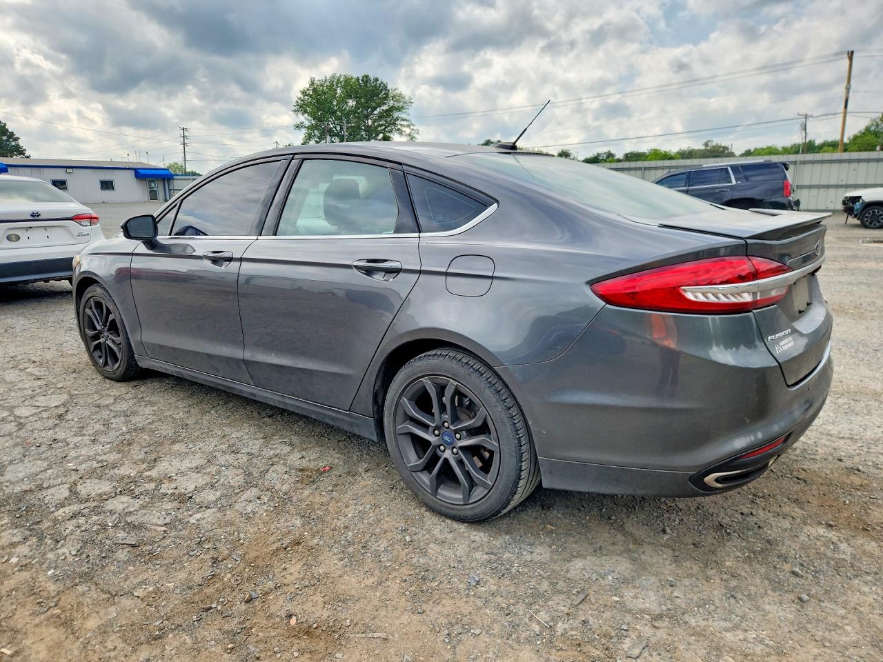 FORD FUSION 2018 — 3