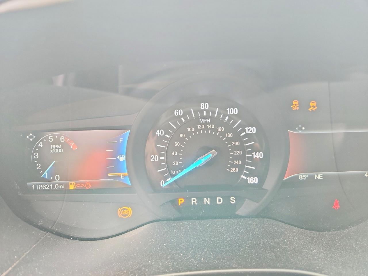 FORD FUSION 2018 — 10