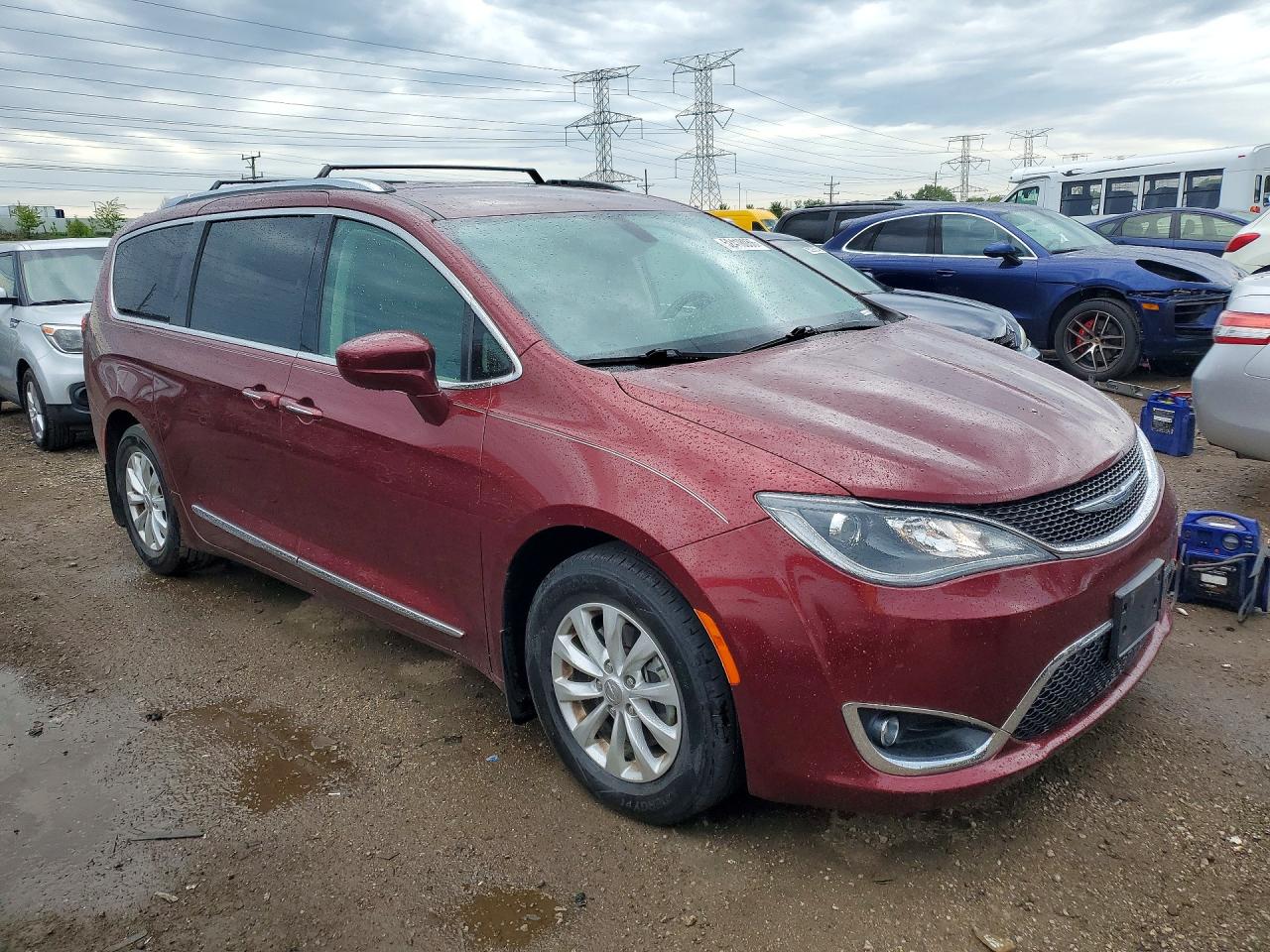 CHRYSLER PACIFICA 2018 — 5