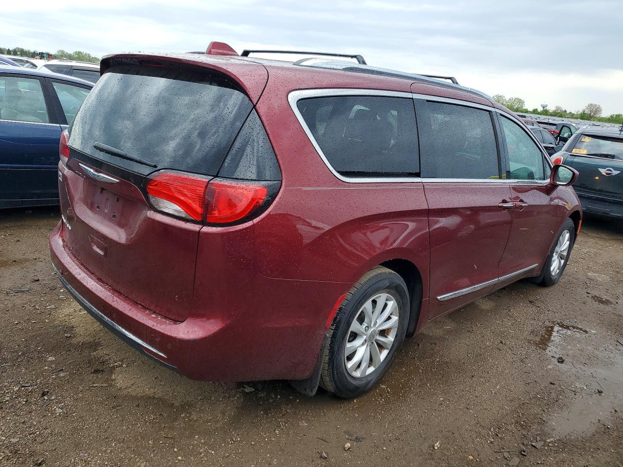 CHRYSLER PACIFICA 2018 — 4