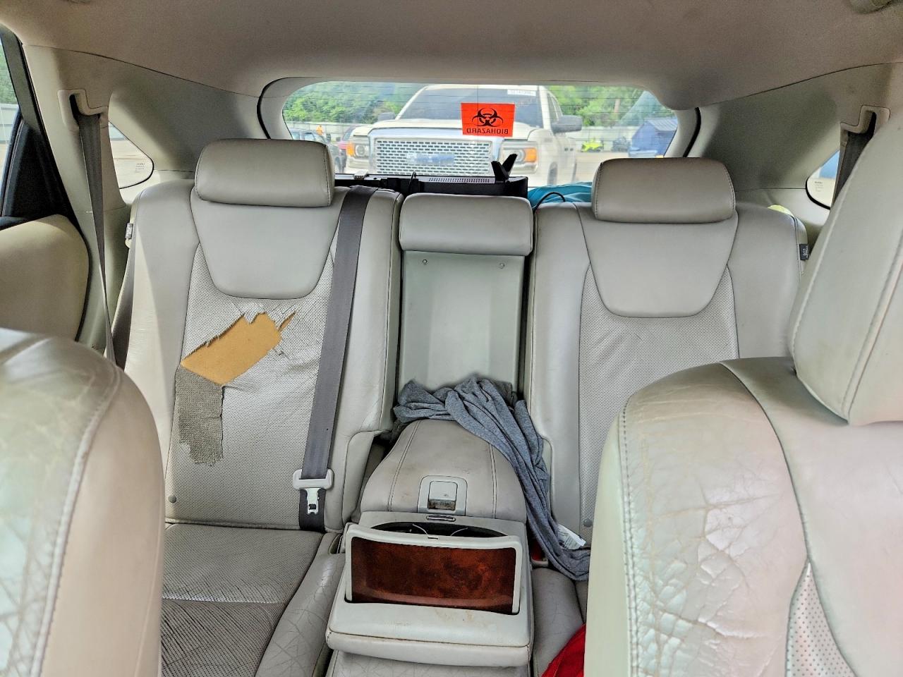 LEXUS RX 2010 — 11
