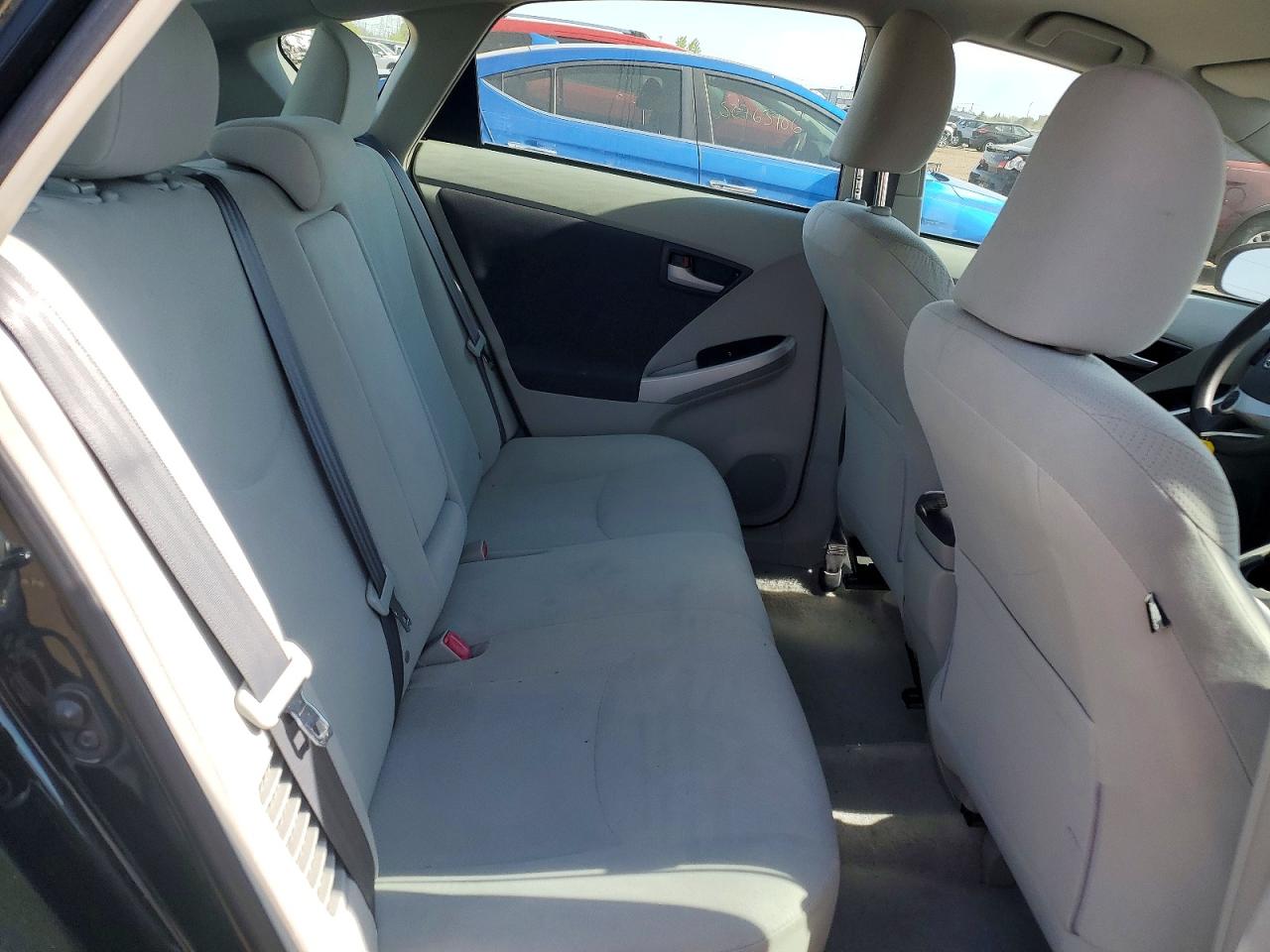 TOYOTA PRIUS 2010 — 11