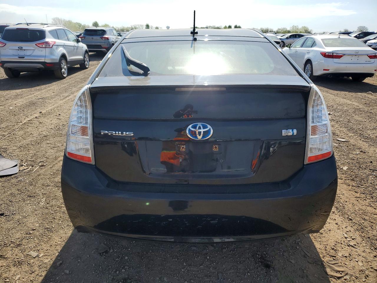 TOYOTA PRIUS 2010 — 7