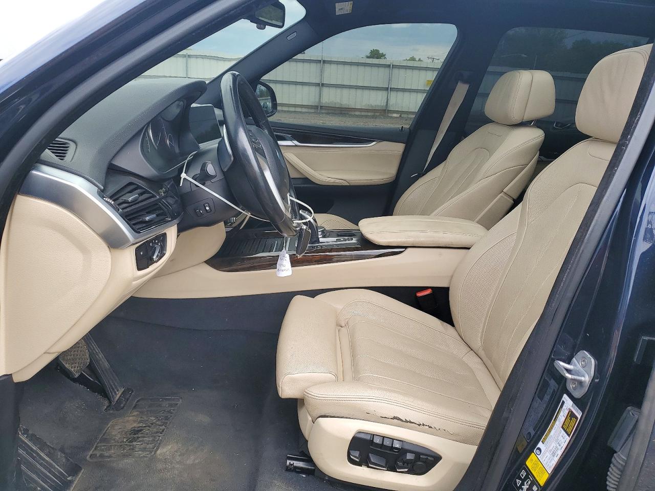 BMW X5 2018 — 7