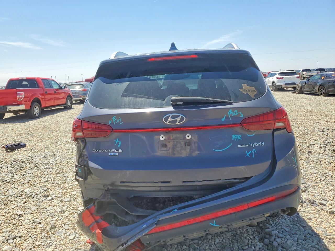 HYUNDAI SANTA FE 2022 — 7
