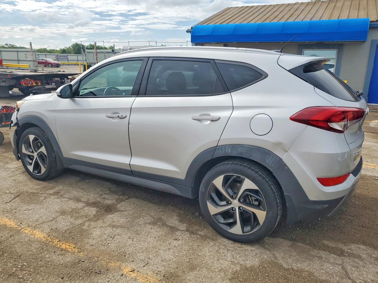 HYUNDAI TUCSON 2016 — 3