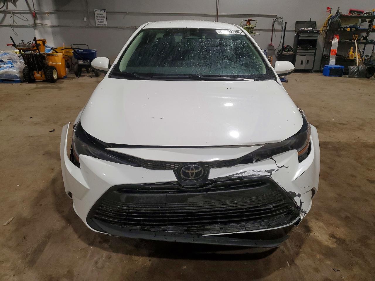 TOYOTA COROLLA 2024 — 6