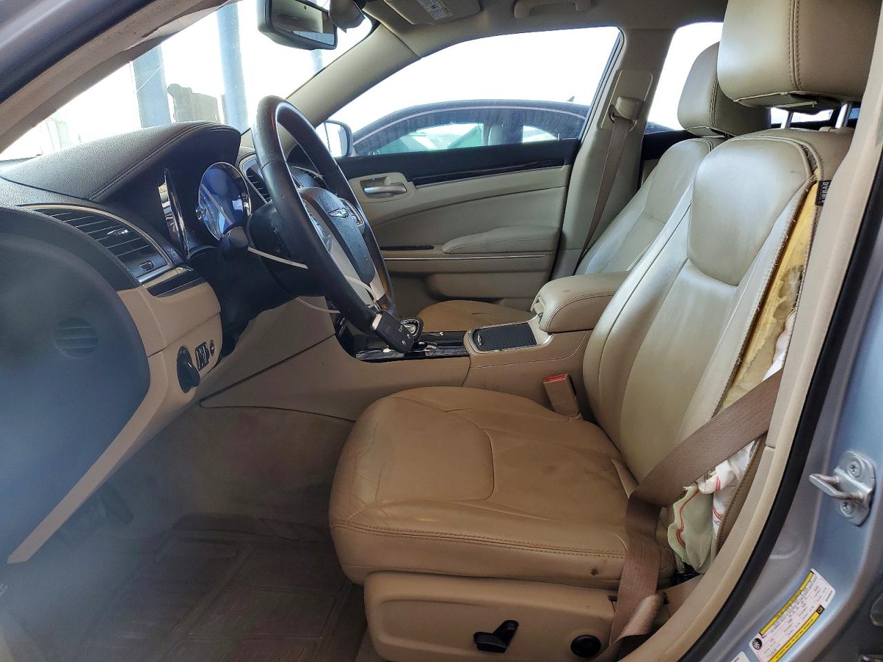 CHRYSLER 300 2013 — 8