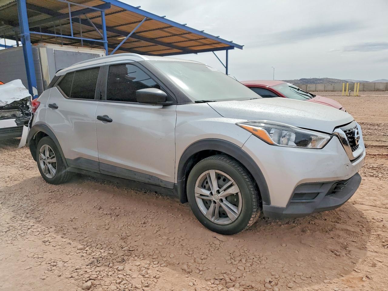 NISSAN KICKS 2019 — 5