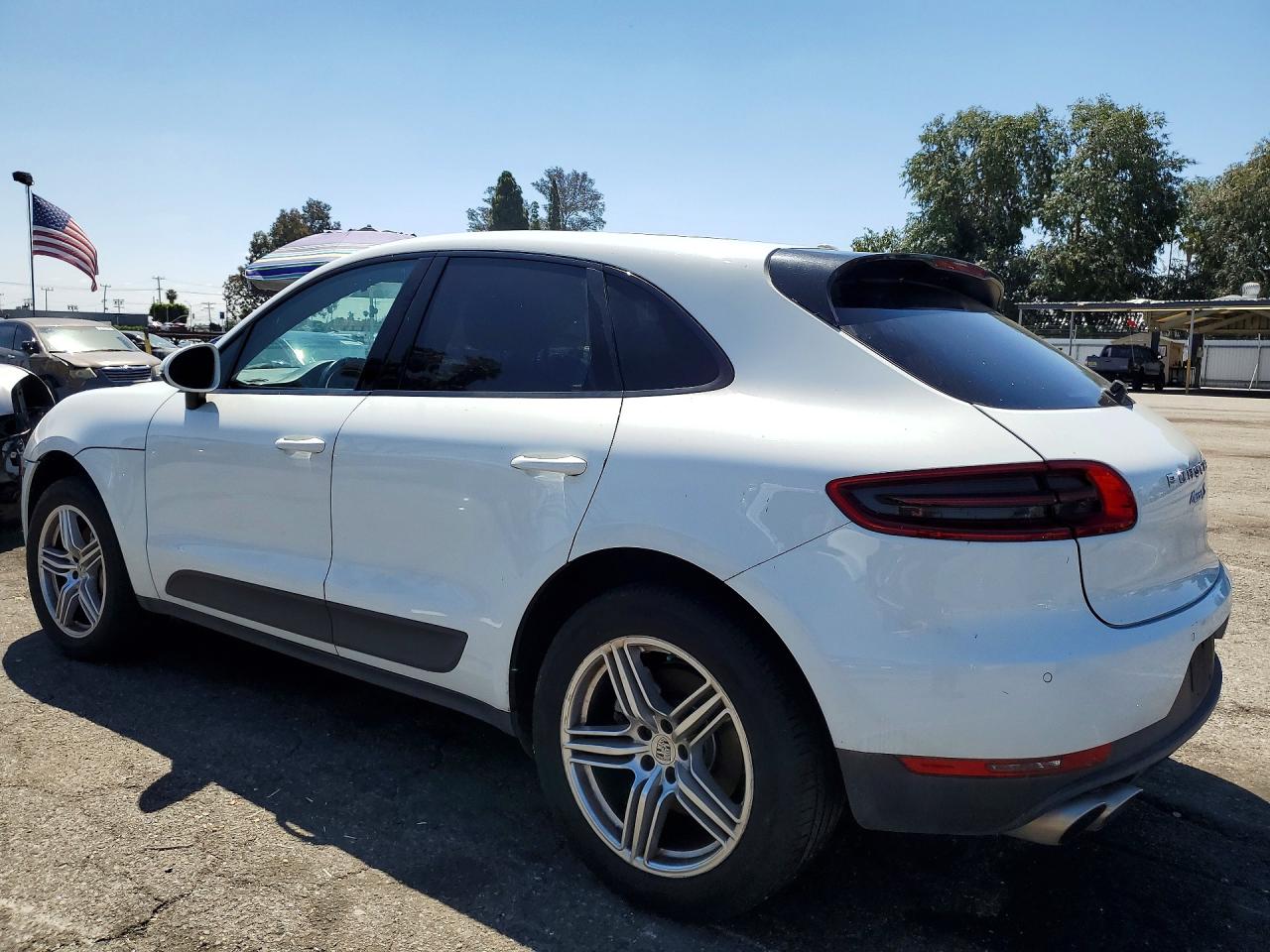 PORSCHE MACAN 2017 — 3