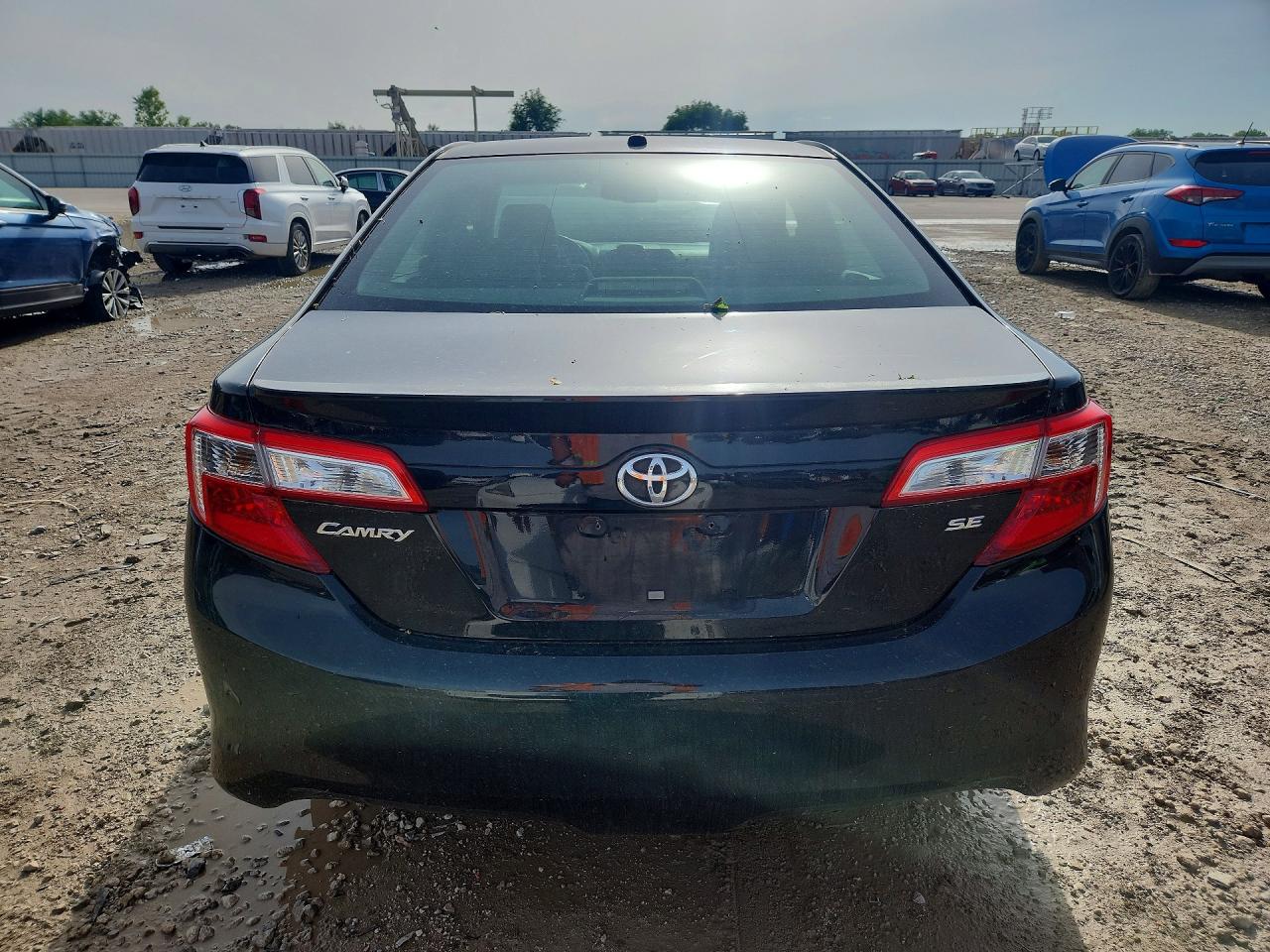 TOYOTA CAMRY 2012 — 7