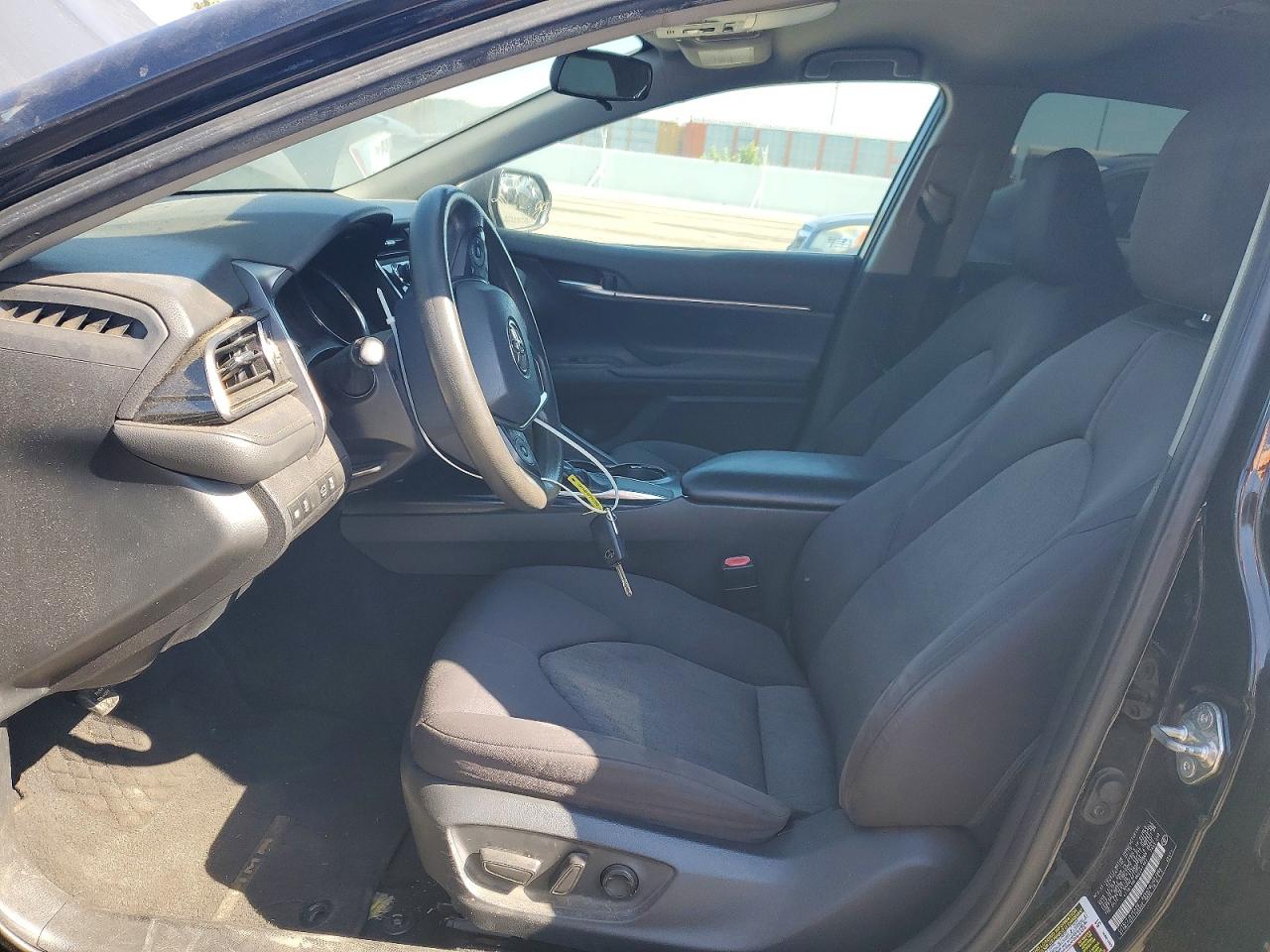 TOYOTA CAMRY 2019 — 8