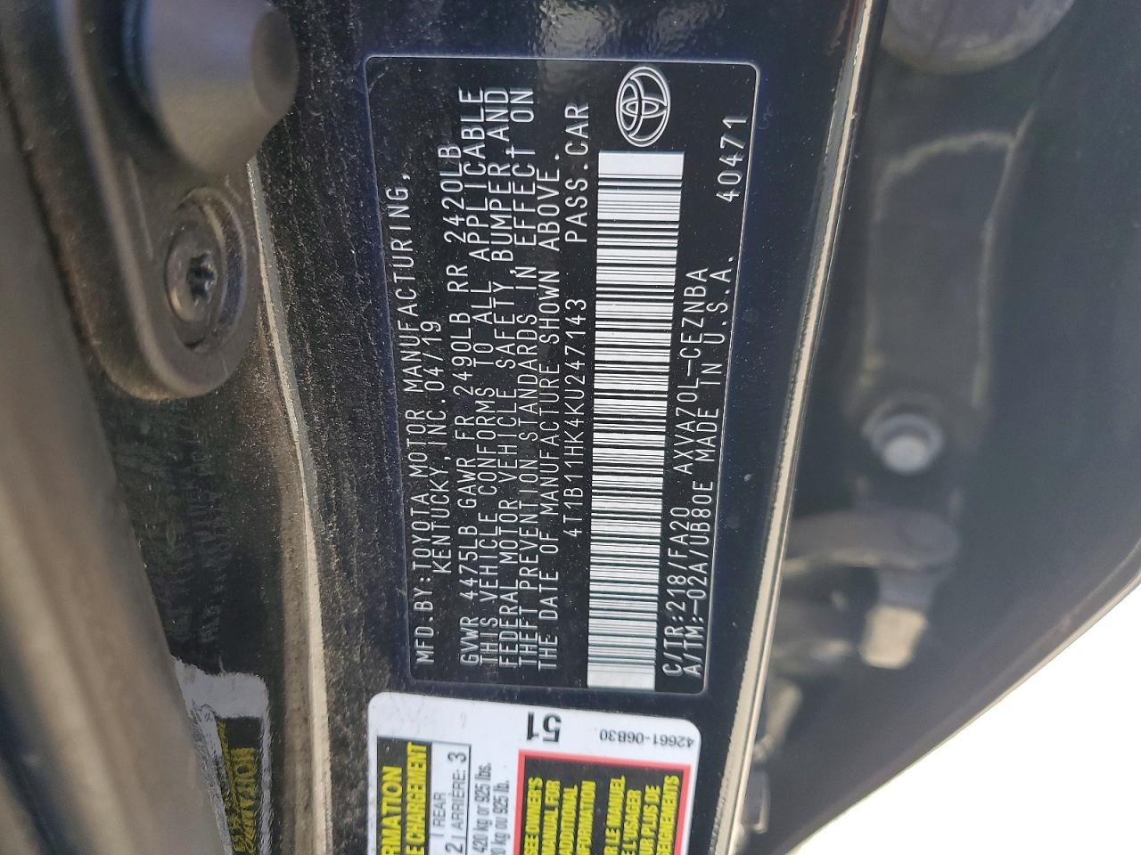 TOYOTA CAMRY 2019 — 14
