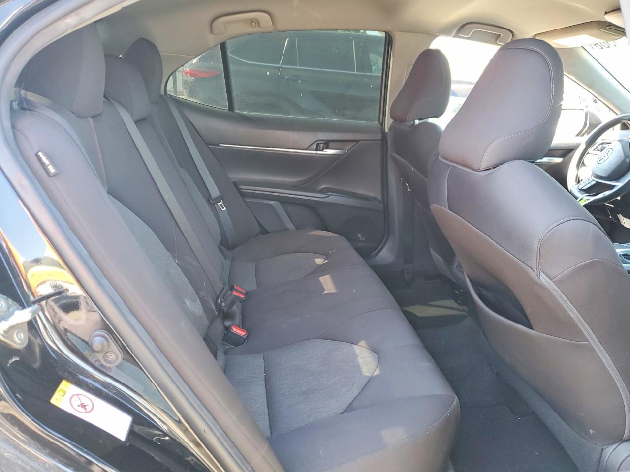 TOYOTA CAMRY 2019 — 11