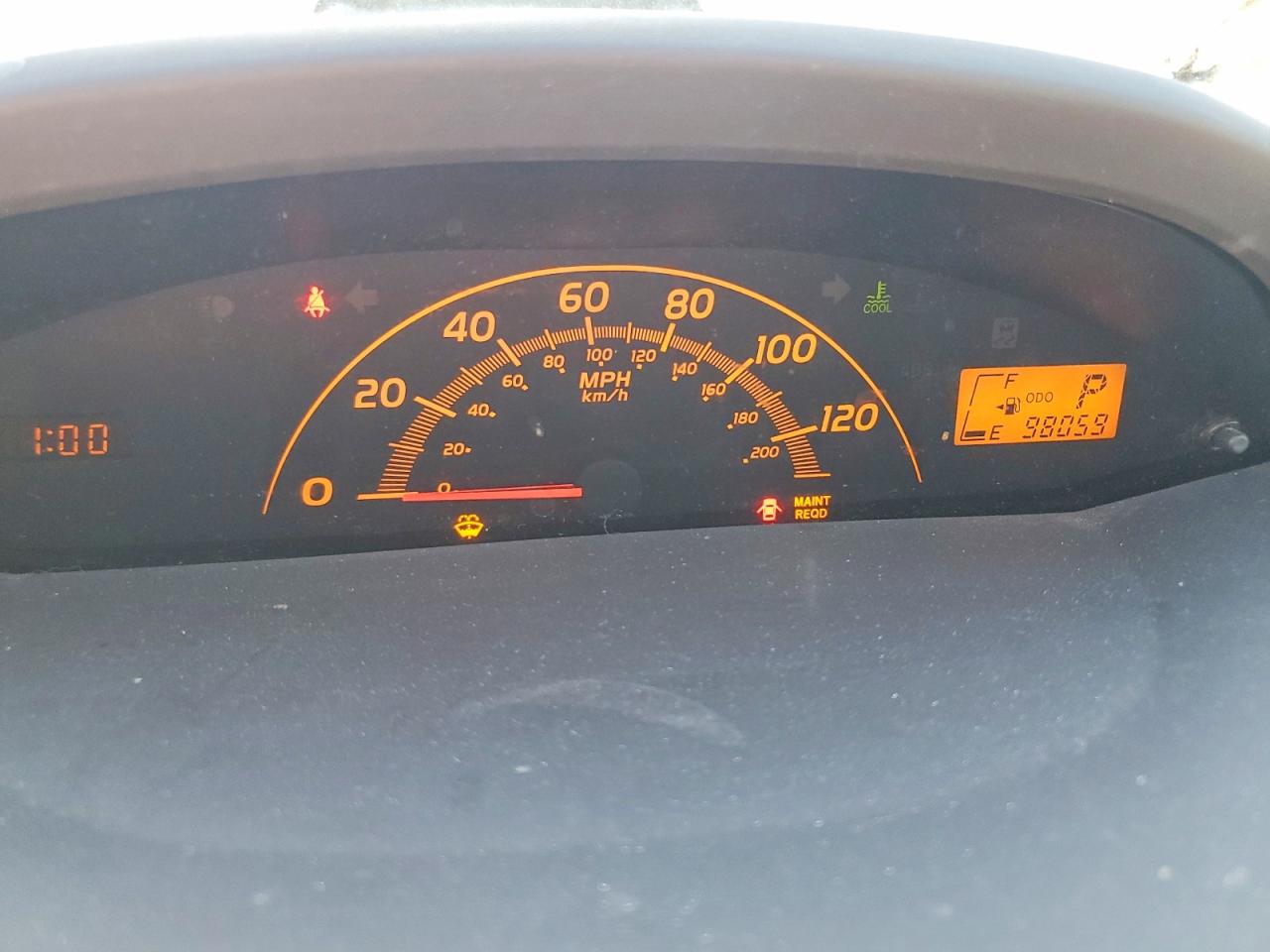 TOYOTA YARIS 2010 — 10