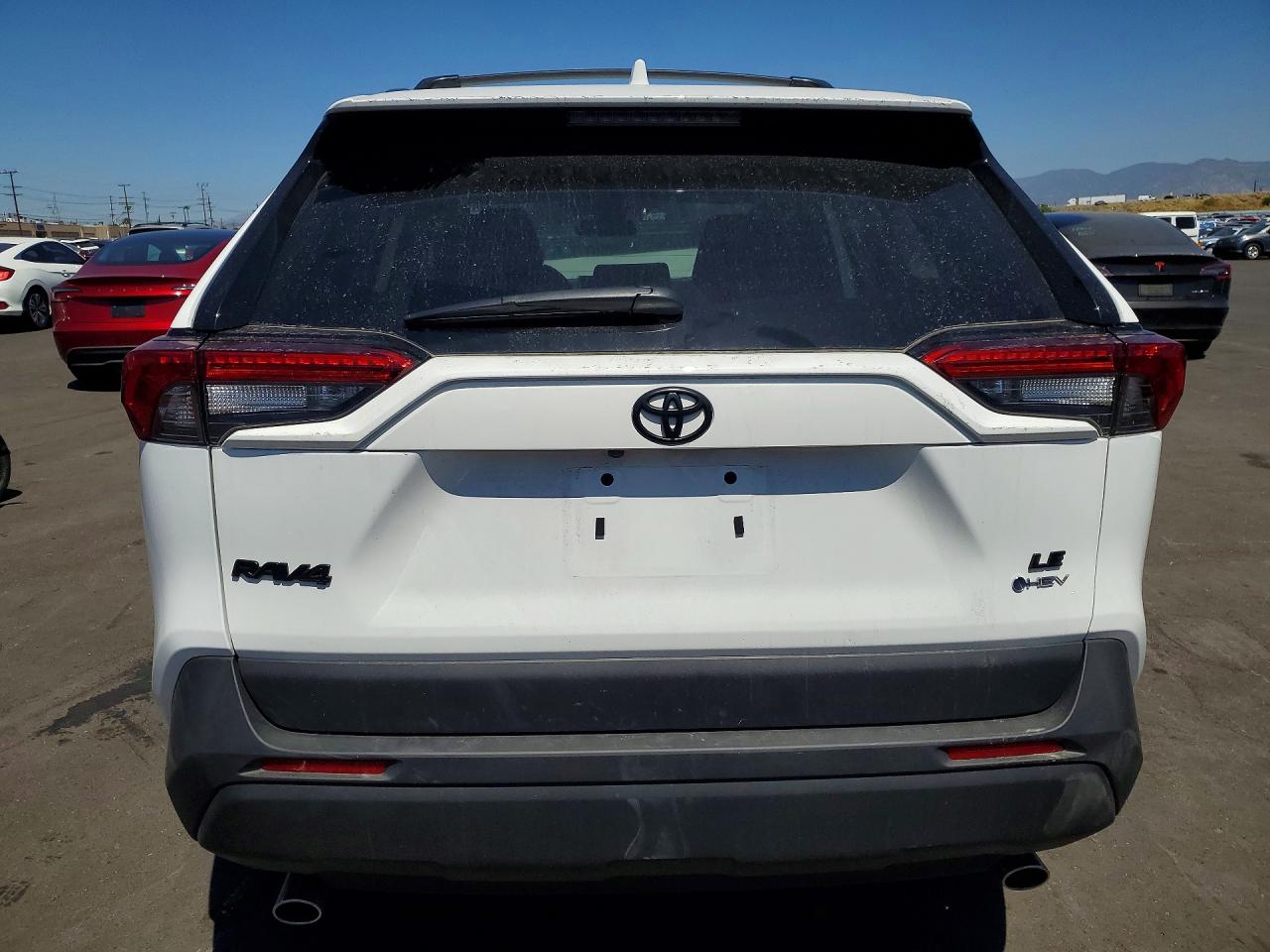 TOYOTA RAV4 HYBRID 2025 — 7