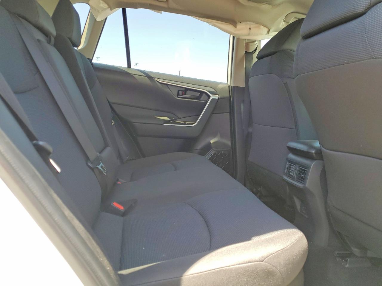 TOYOTA RAV4 HYBRID 2025 — 12