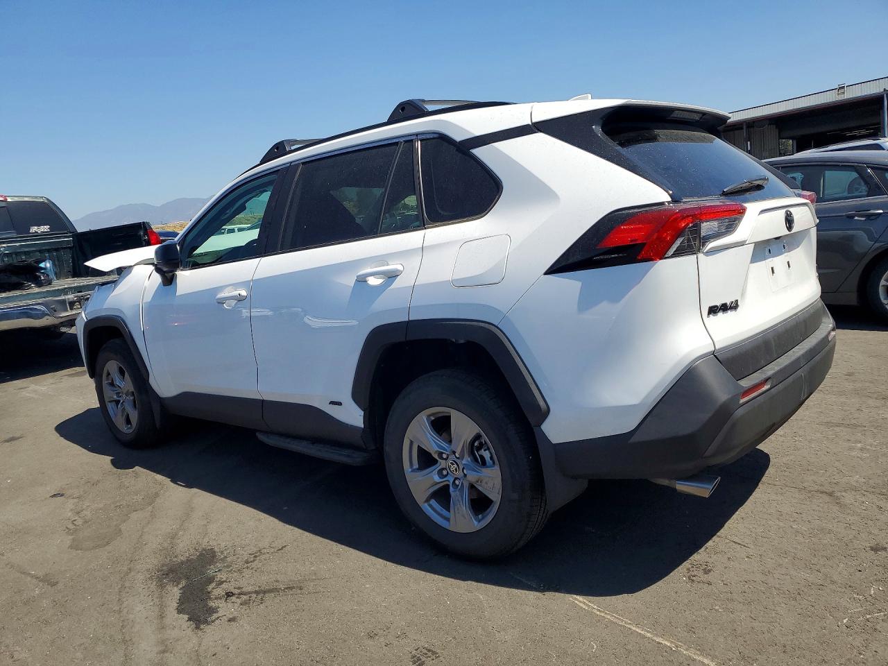 TOYOTA RAV4 HYBRID 2025 — 3