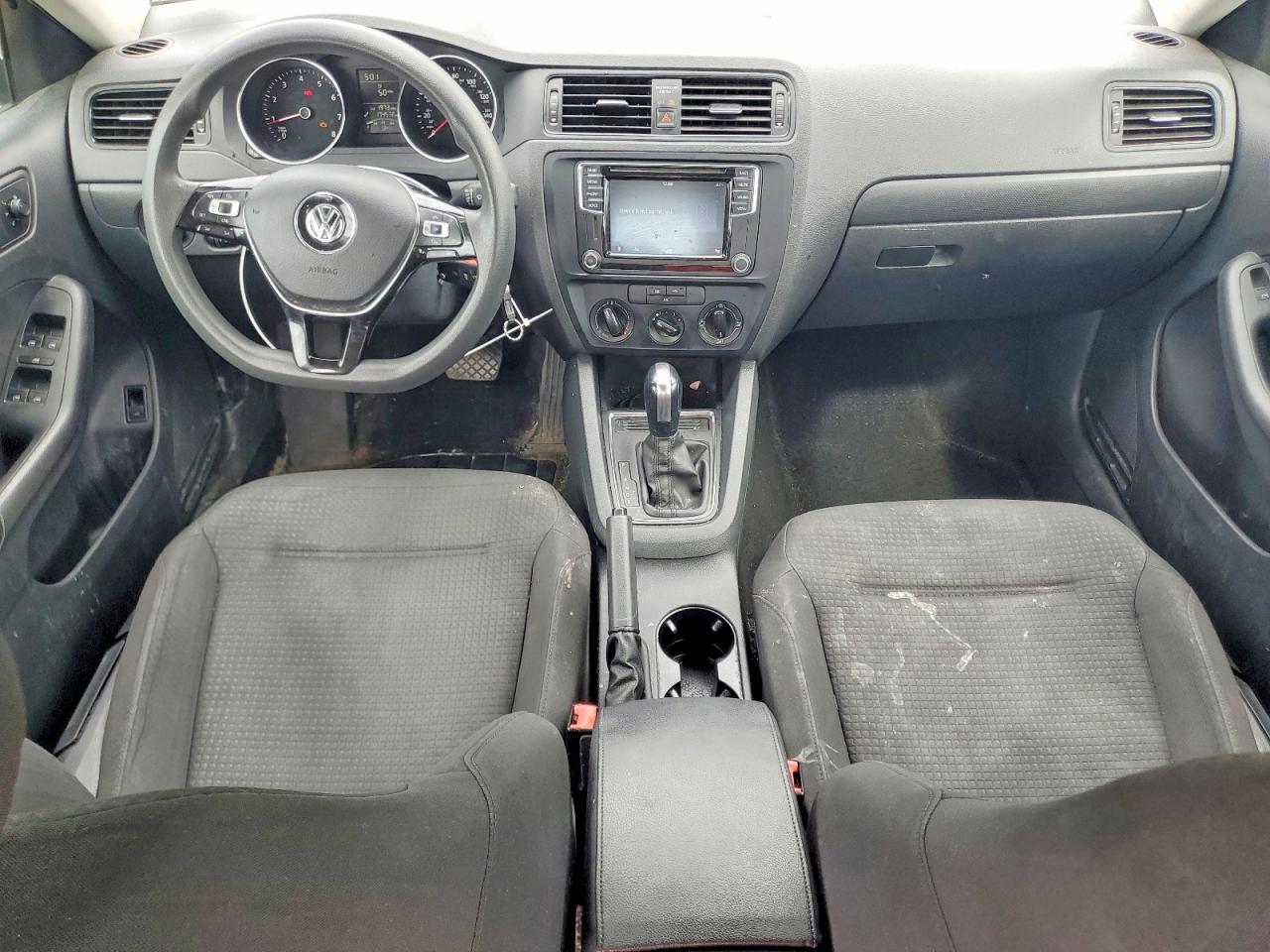 VOLKSWAGEN JETTA 2016 — 9