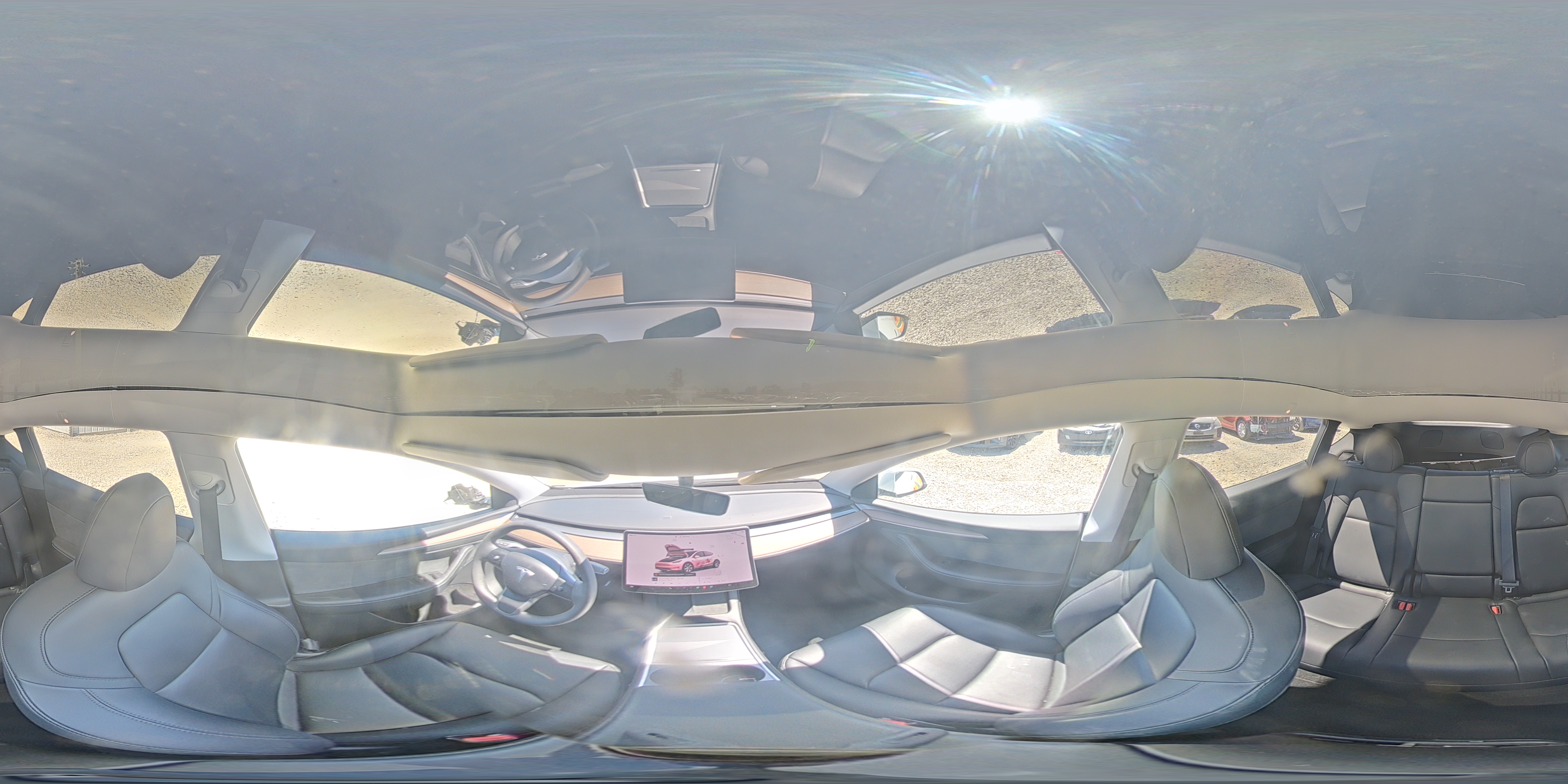 TESLA MODEL Y 2023 — 15
