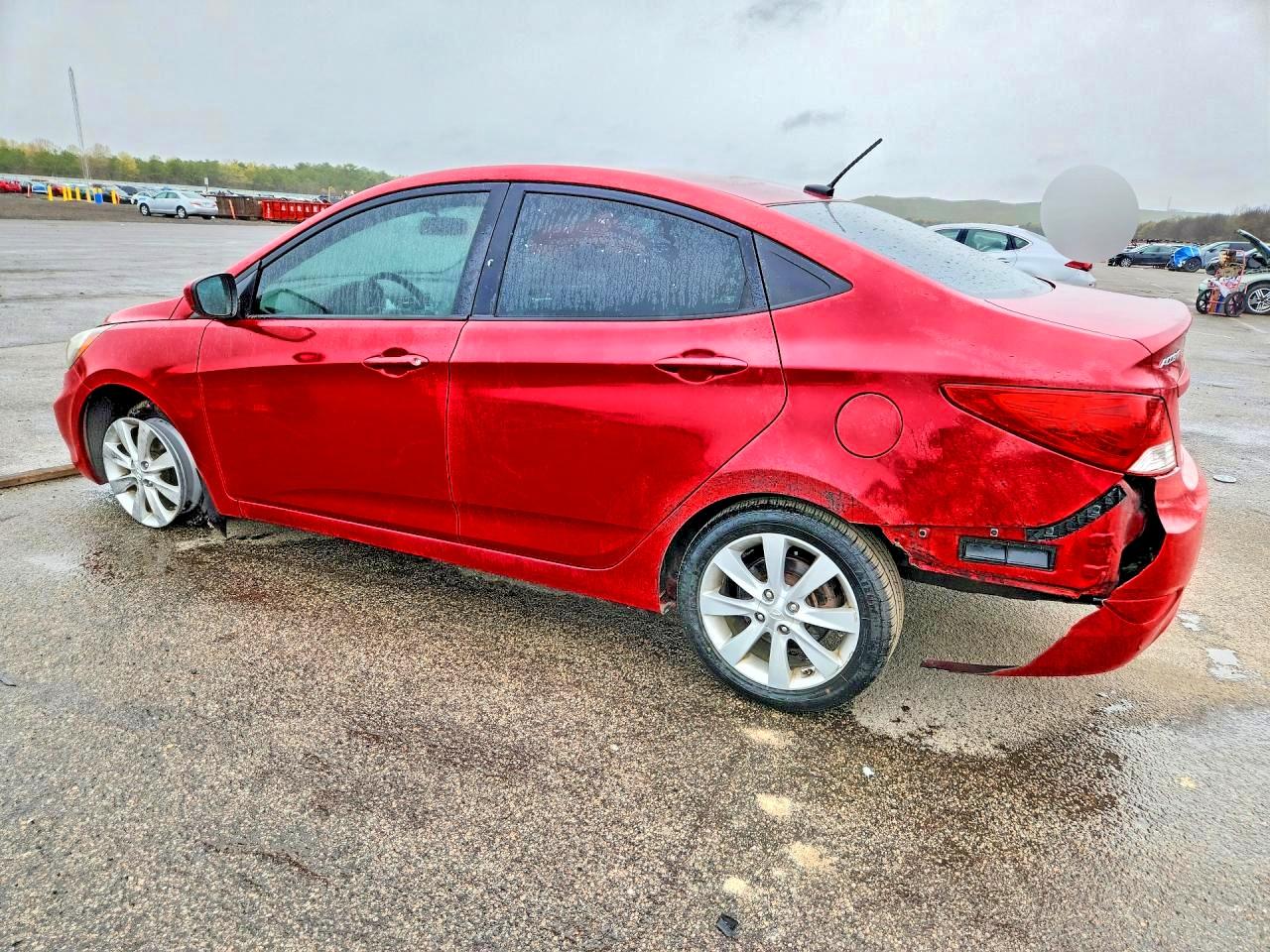 HYUNDAI ACCENT 2013 — 3