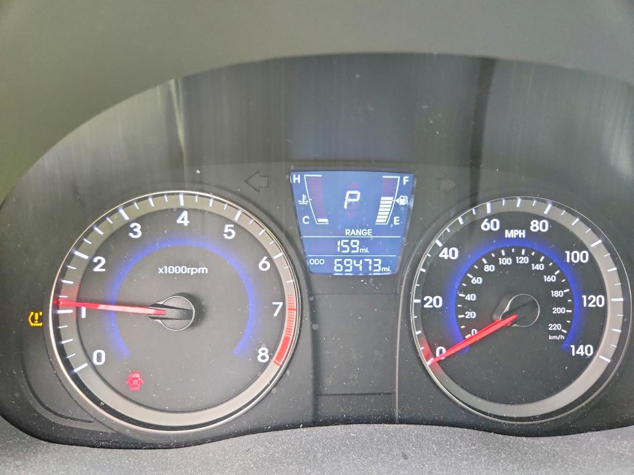HYUNDAI ACCENT 2013 — 10