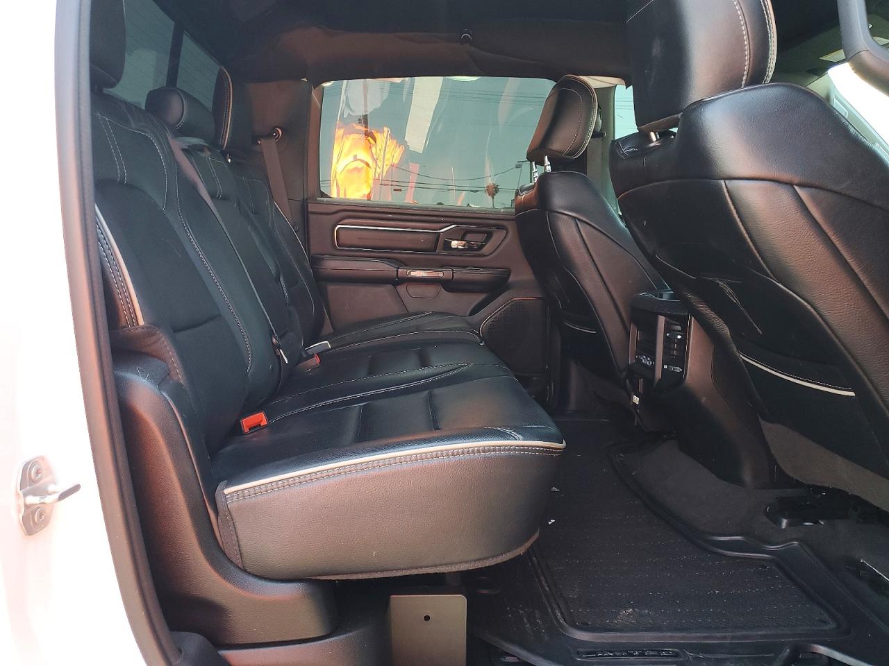RAM 1500 2023 — 11