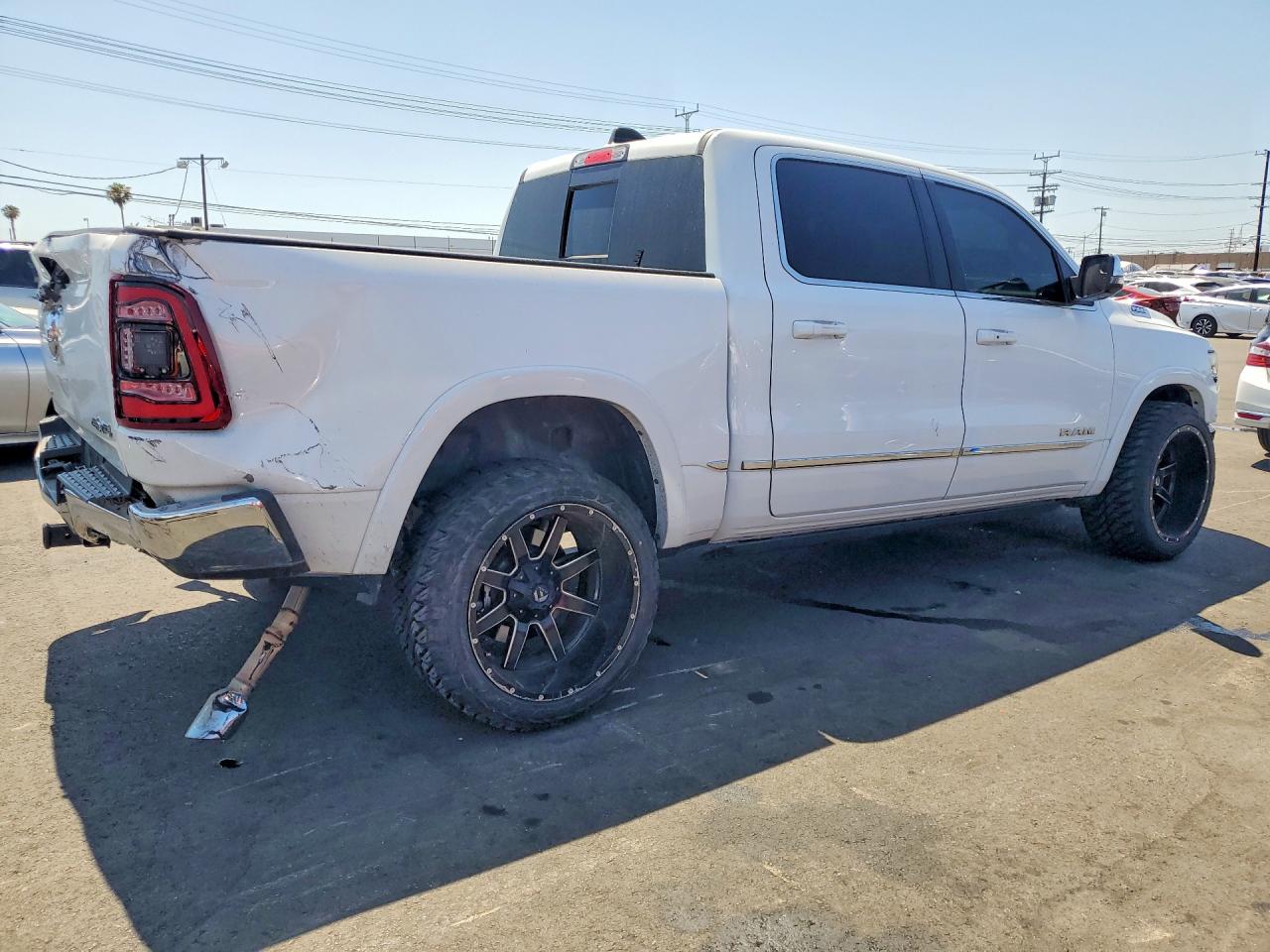 RAM 1500 2023 — 4