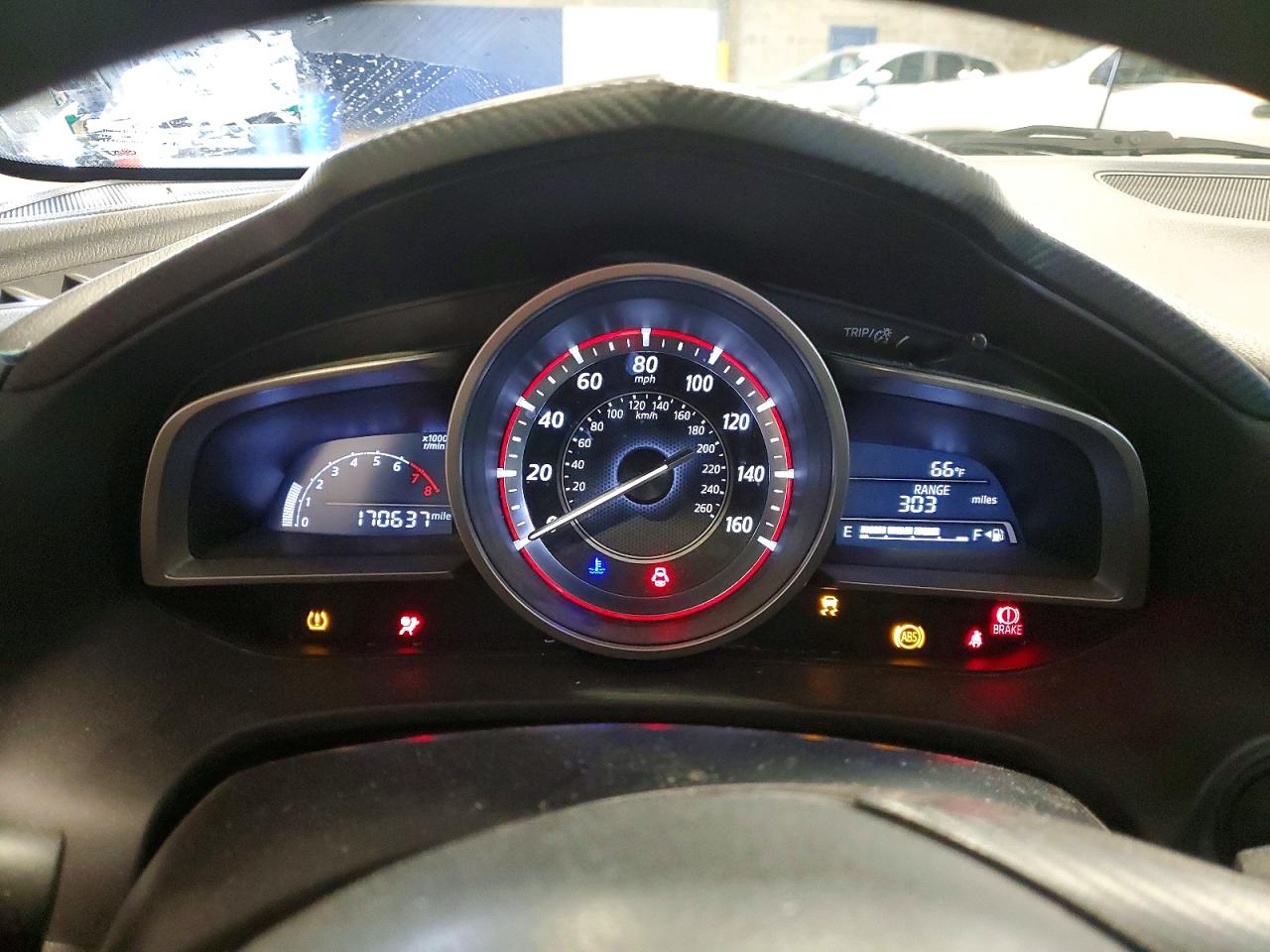 MAZDA 3 2015 — 10
