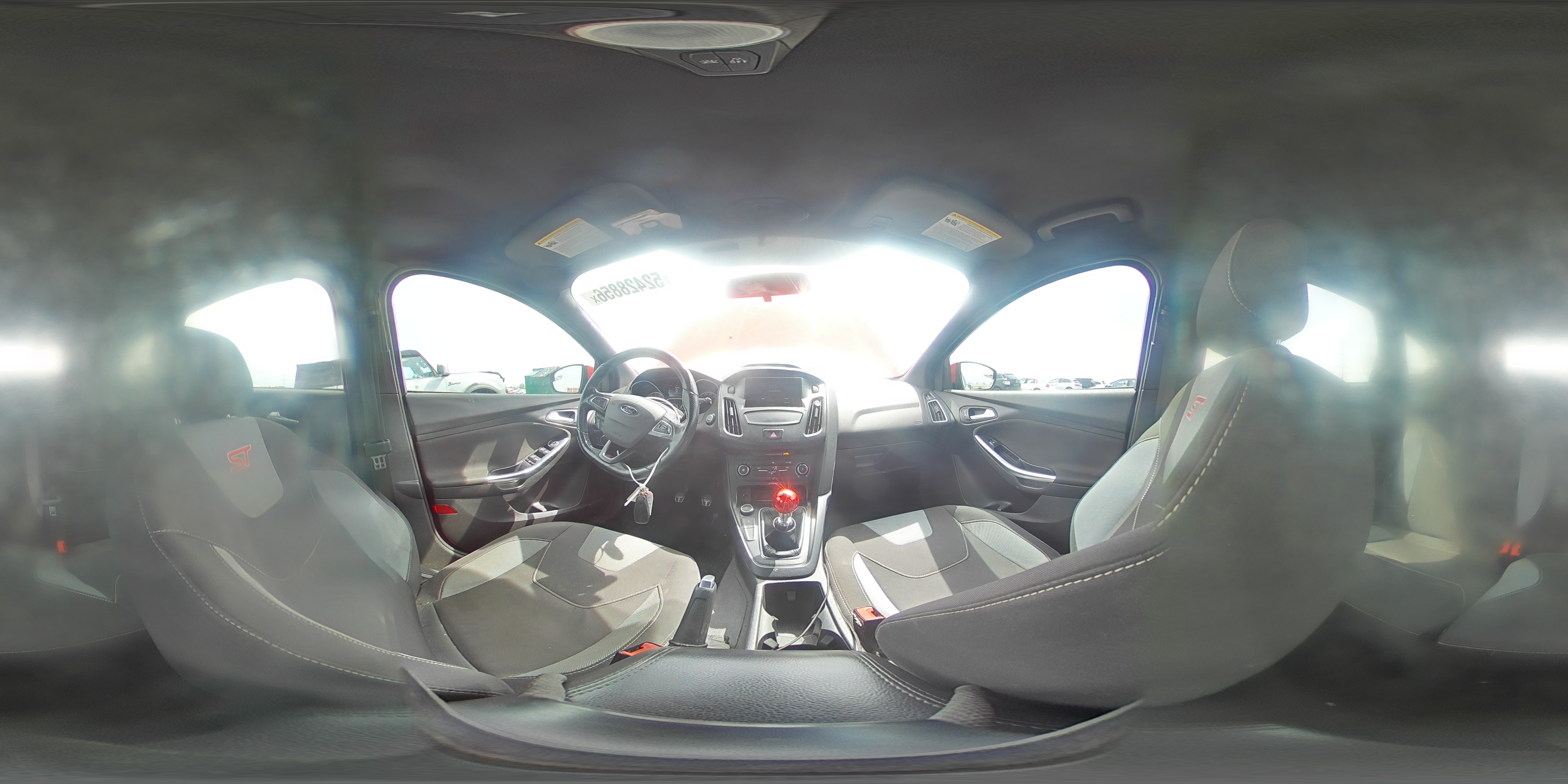 FORD FOCUS 2017 — 14